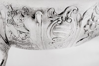 Lot 190 - A George III sterling silver sugar bowl, London 1819 by William Fountain (reg. 1st Sept 1794)