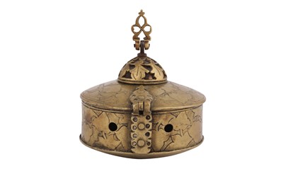 Lot 265 - AN INDIAN ENGRAVED BRASS PORTABLE INKWELL