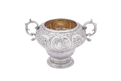 Lot 424 - An early Victorian sterling silver twin handled sugar bowl, London 1838 by William Theobalds