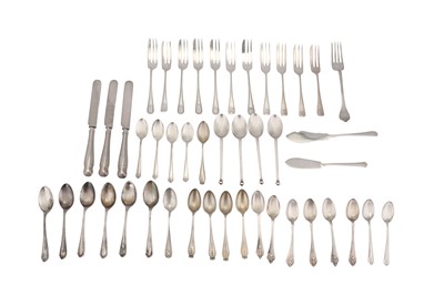 Lot 184 - A MIXED GROUP OF STERLING SILVER FLATWARE