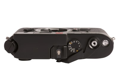 Lot 18 - A Leica M6 Classic Rangefinder Camera Body