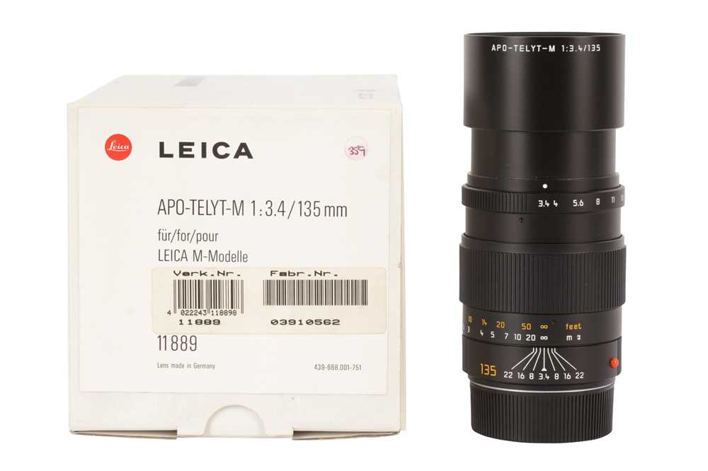 Lot 97 - A Leitz 135mm f/3.4 Apo-Telyt (11889) Lens