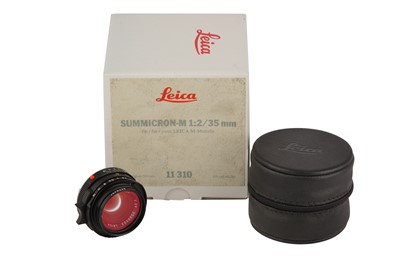 Lot 22 - A Leitz 35mm f/2 Summicron-M Lens
