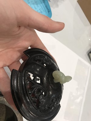 Lot 318 - A CHINESE BRONZE INCENSE BURNER.