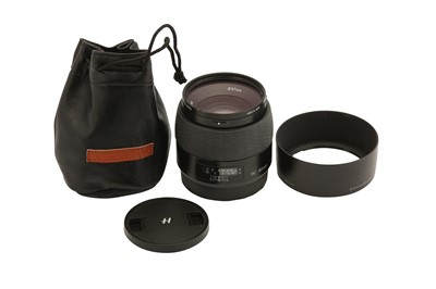 Lot 49 - A Hasselblad 80mm f/2.8 HC Lens