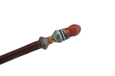 Lot 279 - AN OTTOMAN SILVER SMOKING PIPE WITH A HARDSTONE-SET MOUTHPIECE