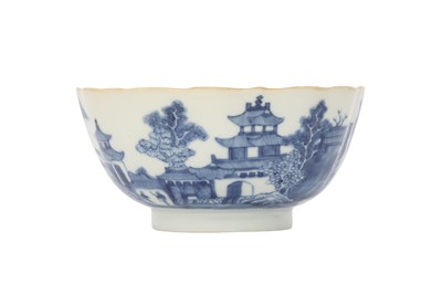 Lot 616 - A CHINESE BLUE AND WHITE 'LANDSCAPE' BOWL.