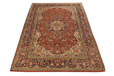 Lot 8 - A FINE KASHAN RUG, CENTRAL PERSIA