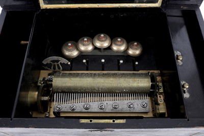 Lot 285 - A LARGE SWISS MUSICAL BOX, LATE 19TH/EARLY 20TH CENTURY