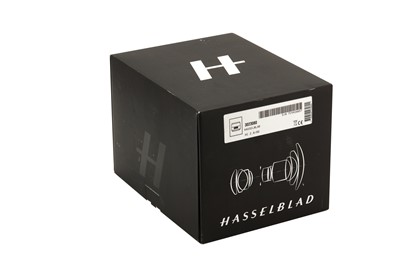Lot 44 - A Hasselbad HC 80mm f/2.8 Lens