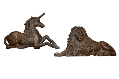 Lot 292 - Pair Cast Iron Models of a Lion & Unicorn