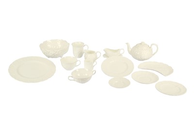 Lot 338 - A WEDGWOOD COUNTRYWARE BONE CHINA DINNER SET