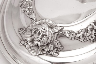 Lot 516 - A George II sterling silver soup tureen, London 1739 by Peter Archambo