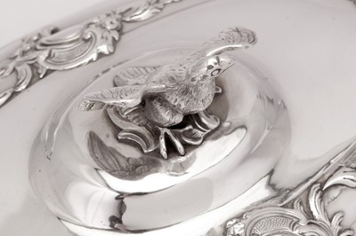 Lot 516 - A George II sterling silver soup tureen, London 1739 by Peter Archambo