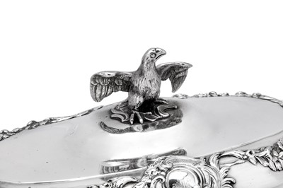 Lot 516 - A George II sterling silver soup tureen, London 1739 by Peter Archambo