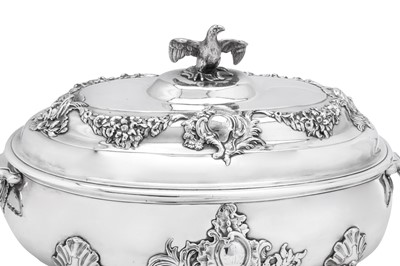 Lot 516 - A George II sterling silver soup tureen, London 1739 by Peter Archambo