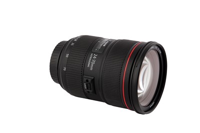 Lot 130 - A Canon EF 24-70mm f/2.8L II USM Zoom Lens