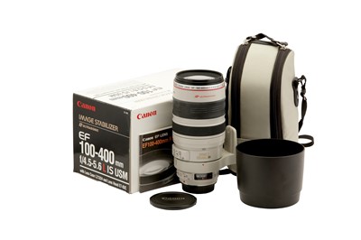 Lot 126 - A Canon EF 100 - 400mm f/4.5-5.6 L IS USM Zoom Lens