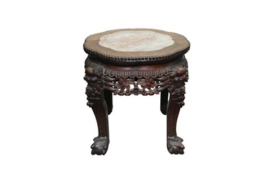 Lot 586 - A CHINESE ROSEWOOD JARDINIERE STAND