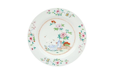 Lot 495 - A LARGE CHINESE FAMILLE ROSE CHARGER.