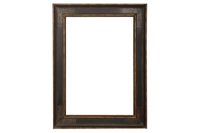 Lot 20 - AN ITALIAN 17TH CENTURY STYLE PAINTED AND GILDED CASSETTA FRAME WITH CORNER DECORATION