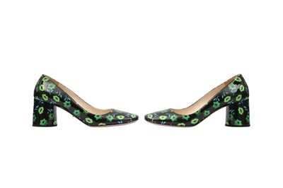 Lot 198 - Prada Black Décolleté Collection Floral Heeled Pump - Size 38.5