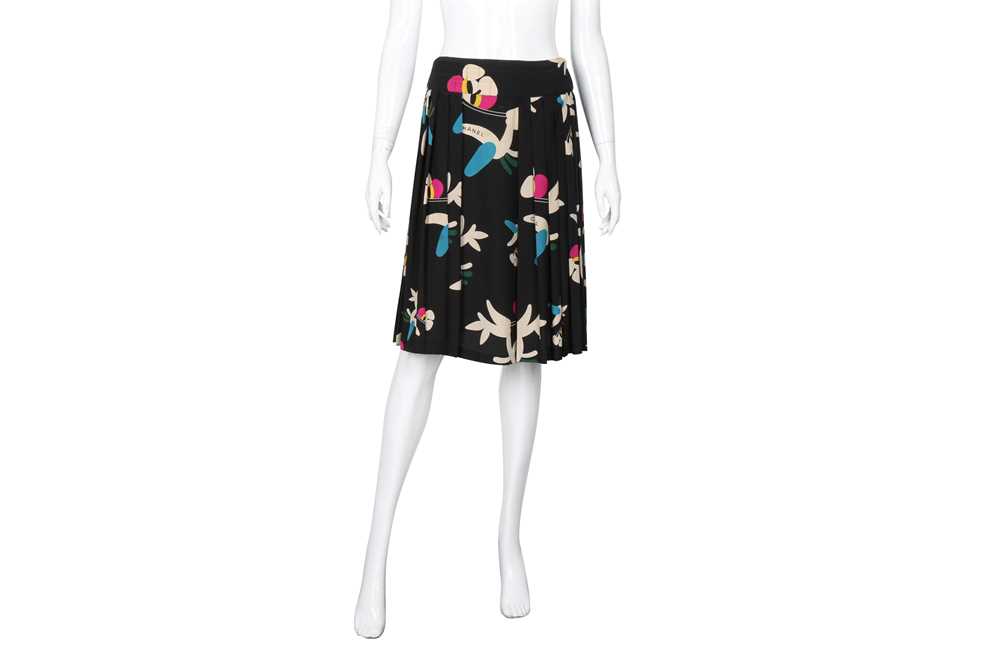 Lot 541 - Chanel Black Silk Print Pleated Skirt