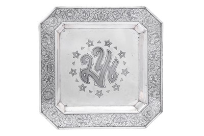Lot 230 - A THAI NIELLOED SILVER TRAY WITH ZODIAC SIGNS AND INSCRIPTIONS
