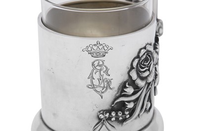 Lot 202 - A Nicholas II early 20th century Russian 84 zolotnik silver tea glass holder (Podstakannik), Moscow dated 1906 by Alexander Iosifovich Fuld (active 1862-1917)