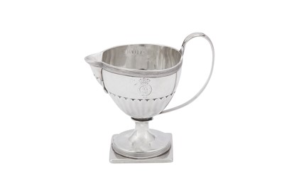 Lot 479 - Royal – A George III sterling silver milk jug, London 1806 by Thomas & Joseph Guest & Joseph Craddock