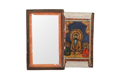 Lot 79 - A LACQUERED PAPIER-MÂCHÉ MIRROR CASE WITH A REVERSE GLASS PAINTING ON THE INTERIOR