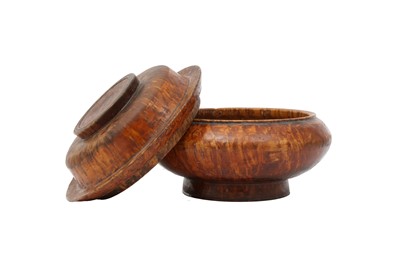 Lot 418 - A TIBETAN BUR WALNUT TSAMPA BOWL.