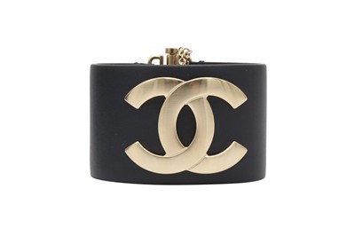 Lot 176 - Chanel Navy CC Logo Cuff Bracelet - Size M