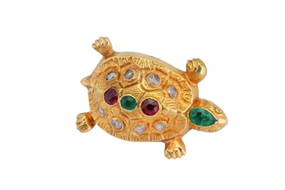 Lot 110 - A multi-gem turtle brooch
