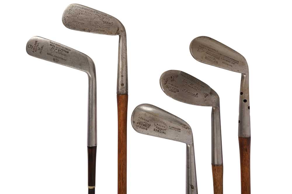 Lot 361 - FIVE VINTAGE GOLF CLUBS