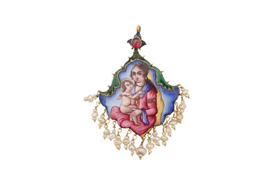Lot 43 - A QAJAR POLYCHROME-ENAMELLED PAINTED GOLD PENDANT WITH MOTHER AND CHILD