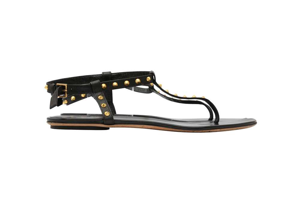 Lot 467 - Gucci Black Yulia Studded Flat Thong Sandal