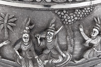 Lot 73 - A large late 19th / early 20th century Anglo - Indian unmarked silver bowl, Lucknow circa 1900