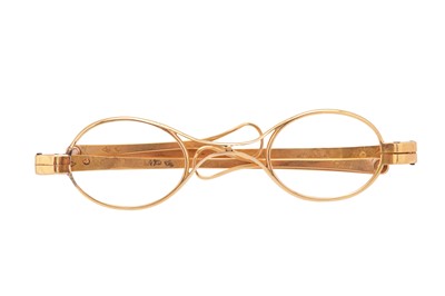 Lot 29 - A pair of early 19th century French 18 carat gold spectacles, Paris 1809-19 by Jean-Baptiste-Francois Lebel (reg. 16 July 1774)
