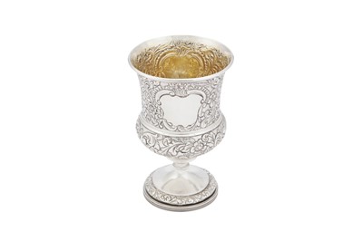 Lot 457 - A George IV Scottish sterling silver cup, Edinburgh 1822 by James Mckay