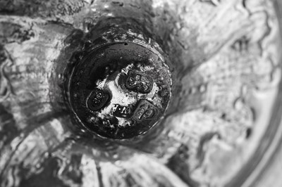 Lot 498 - A George III sterling silver tea caddy, London 1770 by William Abdy I (first reg. 24th June 1763)