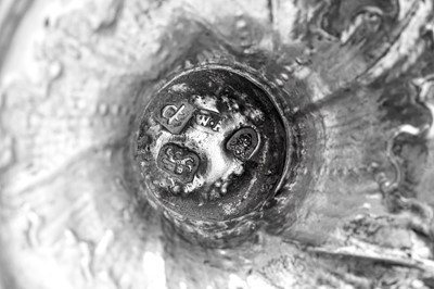 Lot 498 - A George III sterling silver tea caddy, London 1770 by William Abdy I (first reg. 24th June 1763)