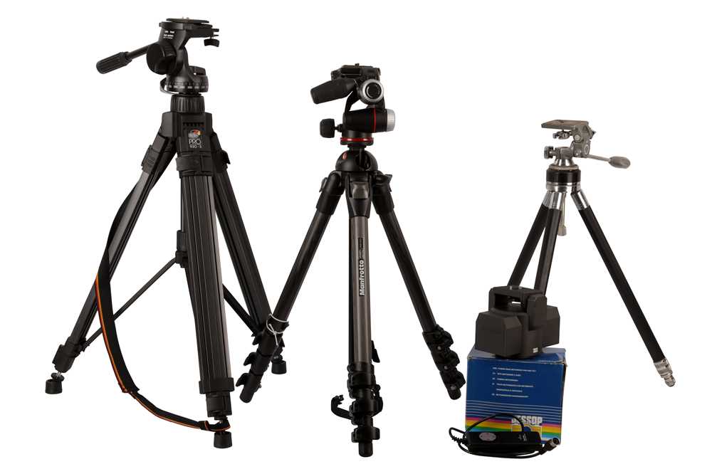 Lot 187 - A Manfrotto 055MF4 Magfiber Carbon Tripod