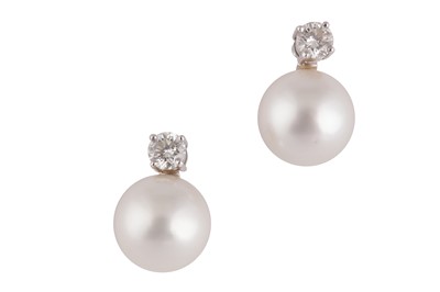 Lot 46 - Mappin & Webb l A pair of cultured pearl and diamond stud earrings