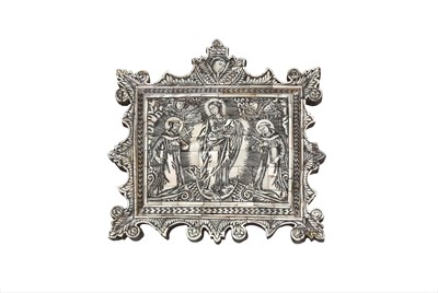 Lot 303 - λ A FINE ENGRAVED AND TINTED MOTHER-OF-PEARL ICON OF THE VIRGIN