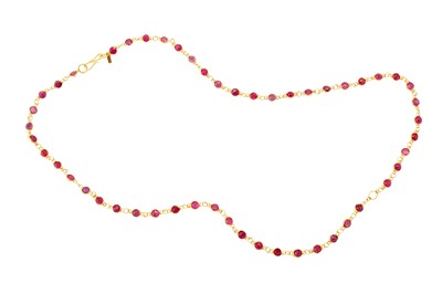 Lot 106 - A ruby necklace
