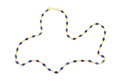 Lot 79 - A sapphire necklace