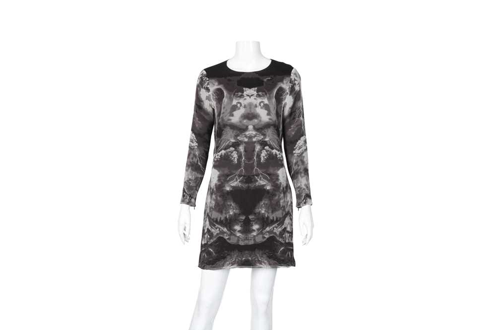 Lot 115 - McQ Alexender  McQueen Grey Silk Print Dress - Size 38