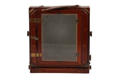 Lot 6 - An Unmarked Half Plate Mahogany and Brass Field Camera