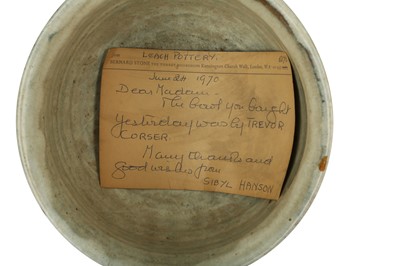 Lot 393 - ATTRIBUTED TO TREVOR CORSER (BRITISH, 1938-2015) FOR LEACH POTTERY